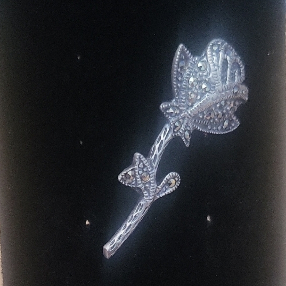 VTG Sterling Silver & Marcasite Rose Brooch.
